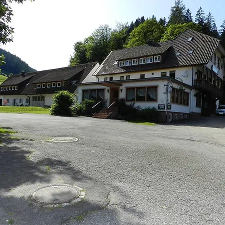Black Forest Holzwalder Hohe